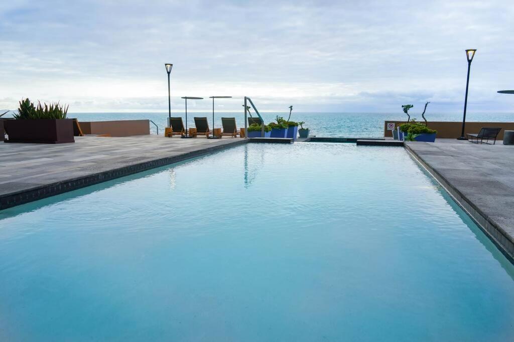 Hotel Suite Luxe Sunset Tijuana Bagian luar foto
